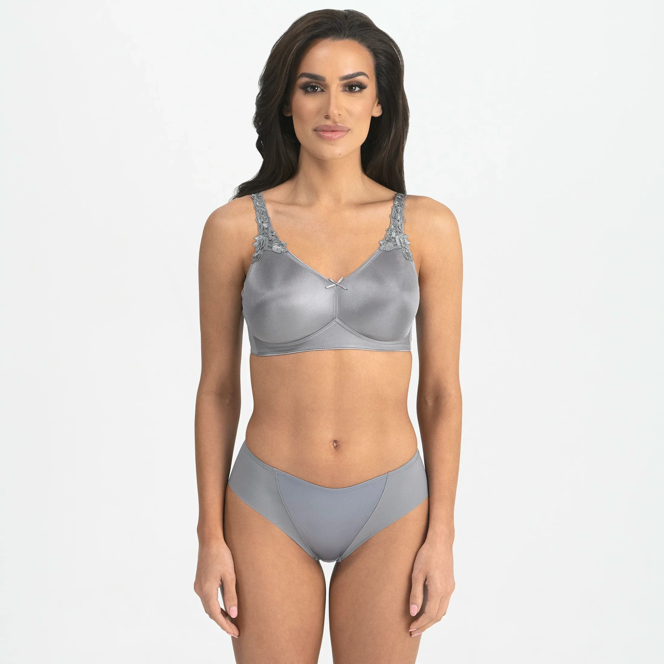 Dominique Jilian Gray Everyday Wireless Minimizer Bra — view 5